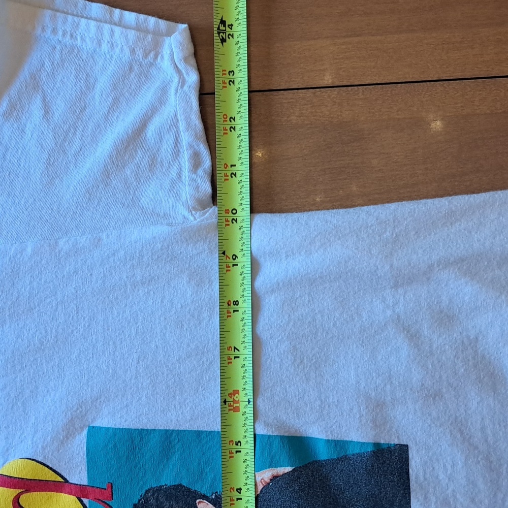 Seinfeld Tee - Picture 4 of 4